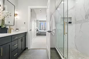 233 E 13th St, Chicago, IL 60605 - Photo 14