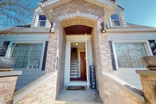 423 S Main Street S, Montgomery, IL 60538 - Photo 1