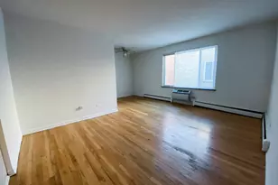 516 W Melrose St, Chicago, IL 60657 - Photo 2