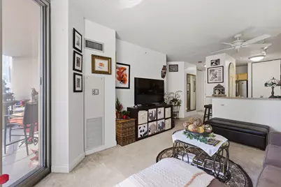 222 N Columbus Drive #608, Chicago, IL 60601 - Photo 4