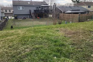 425 Norman Ln, Roselle, IL 60172 - Photo 16