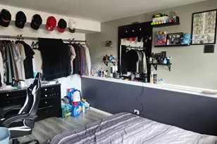 425 Norman Ln, Roselle, IL 60172 - Photo 8