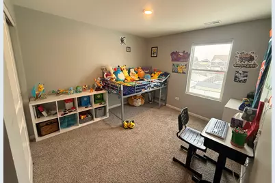 1208 Legacy Pointe Boulevard, Joliet, IL 60431 - Photo 10