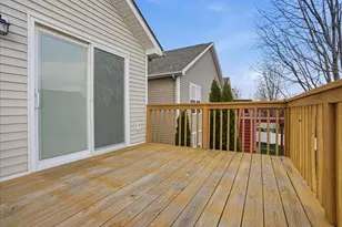 910 Gerike Way, Bloomington, IL 61704 - Photo 32