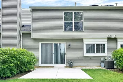 49 Carey Lane, Streamwood, IL 60107 - Photo 2