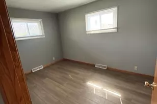 2107 Lucille St, Rockford, IL 61104 - Photo 10