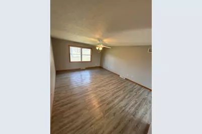 2107 Lucille Street, Rockford, IL 61104 - Photo 4