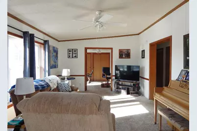 709 Hillcrest Lane, Crystal Lake, IL 60014 - Photo 2