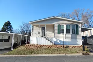 709 Hillcrest Ln, Crystal Lake, IL 60014 - Photo 1