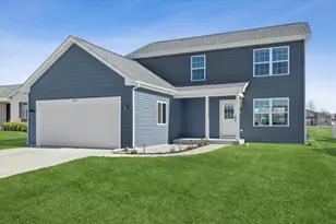 602 Apple Valley Rd, Harvard, IL 60033 - Photo 1