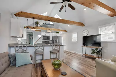 1708 N Center Street, Crest Hill, IL 60403 - Photo 4