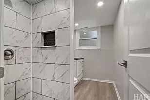 38132 N Manor Ave, Beach Park, IL 60087 - Photo 20