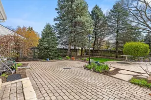 122 Cinderford Ct, Oswego, IL 60543 - Photo 44