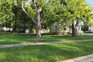 296 S Oak St, Manteno, IL 60950 - Photo 2