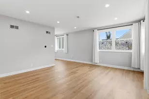 22 S Westlawn Ave, Aurora, IL 60506 - Photo 6