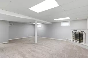 22 S Westlawn Ave, Aurora, IL 60506 - Photo 20