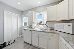 4533 Deyo Ave, Brookfield, IL 60513 - Photo 20