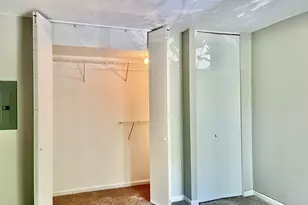 5817 Oakwood Dr, Lisle, IL 60532 - Photo 16