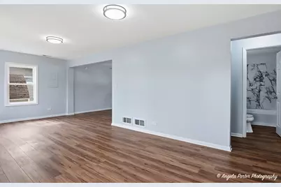 5205 N Lake Street, McHenry, IL 60050 - Photo 6