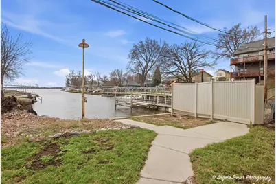 5205 N Lake Street, McHenry, IL 60050 - Photo 22