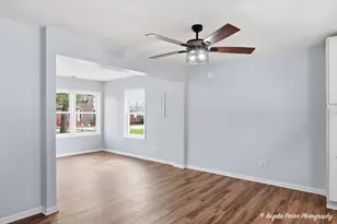 5205 N Lake St, McHenry, IL 60050 - Photo 8