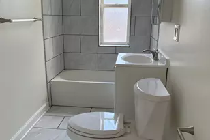 3700 W Cornelia Ave, Chicago, IL 60618 - Photo 4