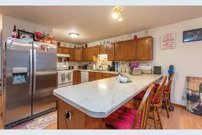 11231 Fox River Road, Wilmot, WI 53192 - Photo 6