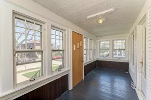 904 Caton Ave, Joliet, IL 60435 - Photo 2