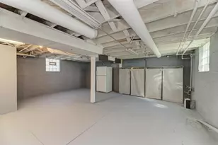 904 Caton Ave, Joliet, IL 60435 - Photo 22