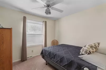 5644 Appomattox Road, Davenport, IA 52806 - Photo 24