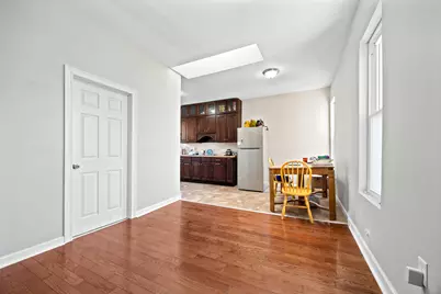 1527 W 18th Place, Chicago, IL 60608 - Photo 16