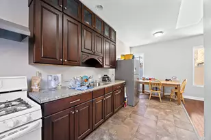 1527 W 18th Pl, Chicago, IL 60608 - Photo 18