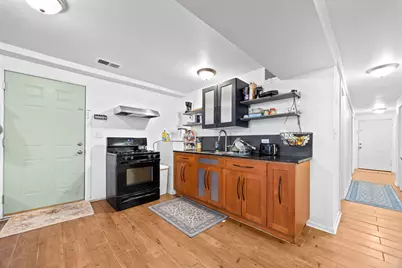 1527 W 18th Place, Chicago, IL 60608 - Photo 24