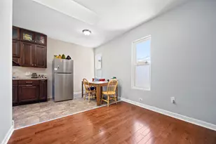 1527 W 18th Pl, Chicago, IL 60608 - Photo 20