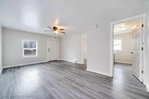 608 Fox St, Joliet, IL 60432 - Photo 4