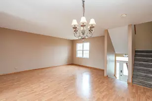 384 Raven Dr, Manteno, IL 60950 - Photo 8