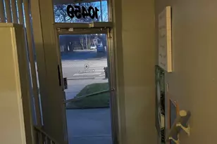 10459 S Kedzie Ave, Chicago, IL 60655 - Photo 2