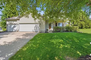 1 Quail Ct, Downs, IL 61736 - Photo 2