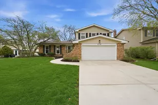 6718 Breckenridge Rd, Lisle, IL 60532 - Photo 1