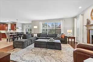 115 Ashton Ln, Crystal Lake, IL 60014 - Photo 6