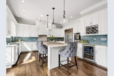 116 S Prospect Avenue, Clarendon Hills, IL 60514 - Photo 14