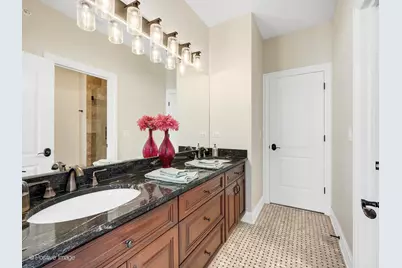 116 S Prospect Avenue, Clarendon Hills, IL 60514 - Photo 22