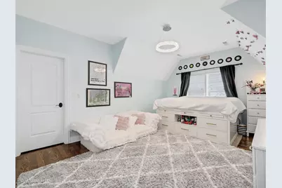 116 S Prospect Avenue, Clarendon Hills, IL 60514 - Photo 24