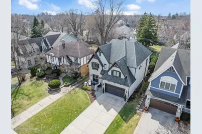 116 S Prospect Avenue, Clarendon Hills, IL 60514 - Photo 4