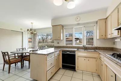 7241 N Lowell Avenue, Lincolnwood, IL 60712 - Photo 12