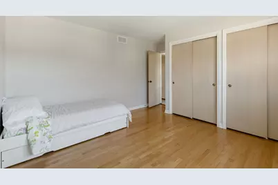 7241 N Lowell Avenue, Lincolnwood, IL 60712 - Photo 26
