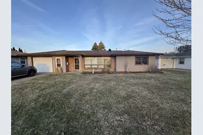 1908 22nd Avenue, Sterling, IL 61081 - Photo 2