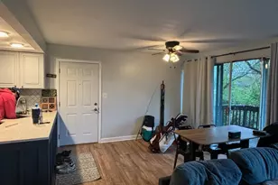 5516 E Lake Dr, Lisle, IL 60532 - Photo 6