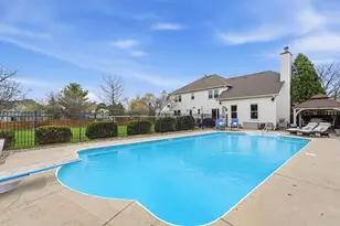 5104 Prestwick Cir, Plainfield, IL 60586 - Photo 2