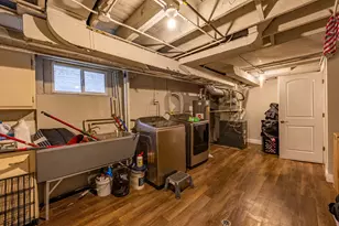 3938 W 66th Pl, Chicago, IL 60629 - Photo 10